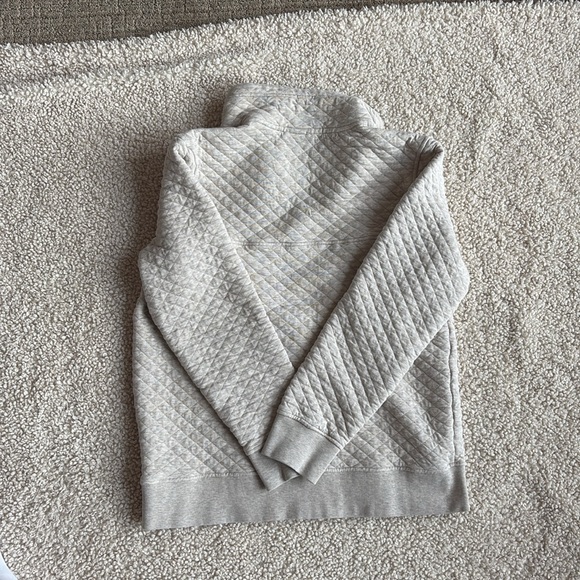 Patagonia size medium women’s pullover. - Picture 3 of 3